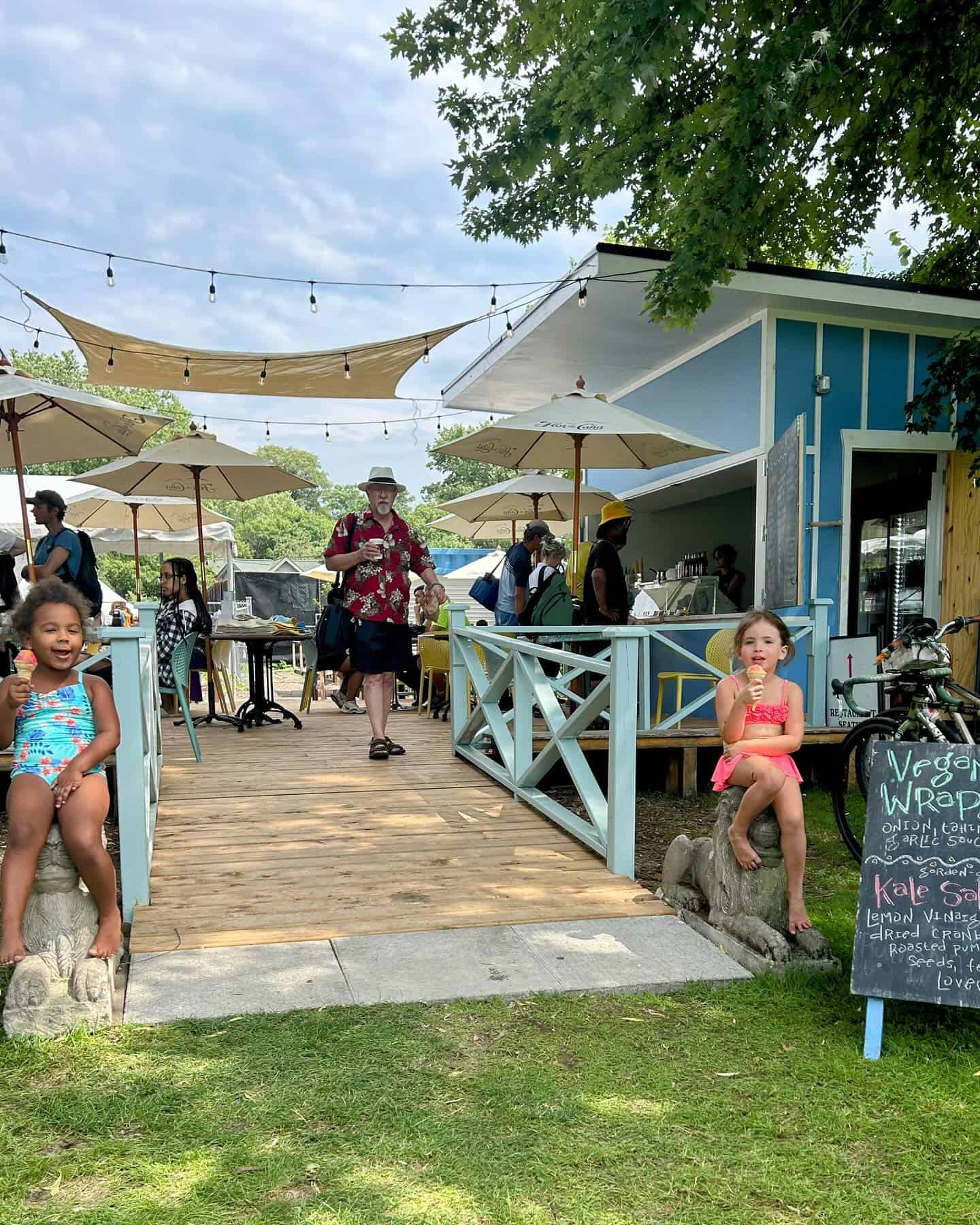 island cafe toronto wards