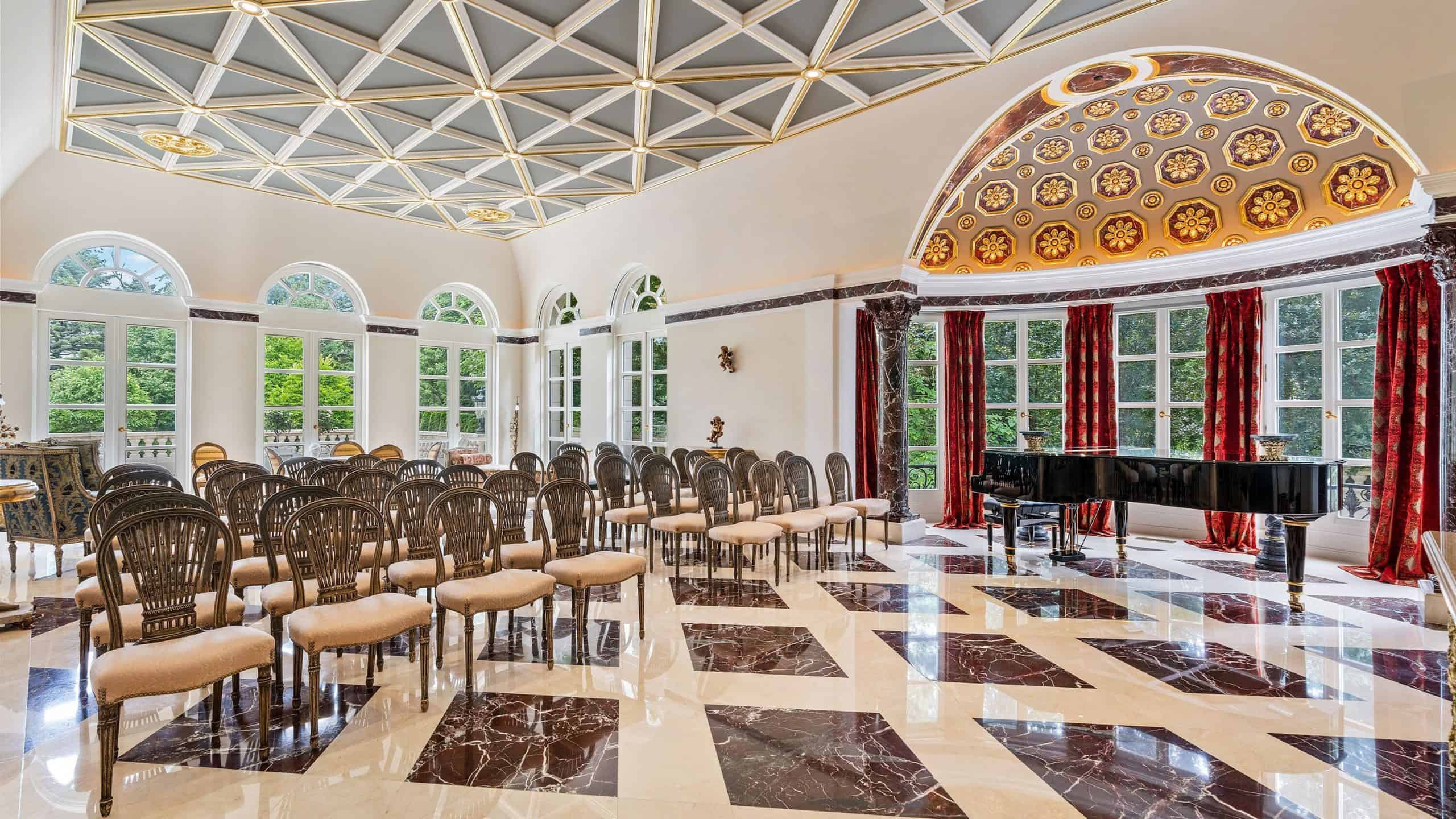 15 high point road toronto