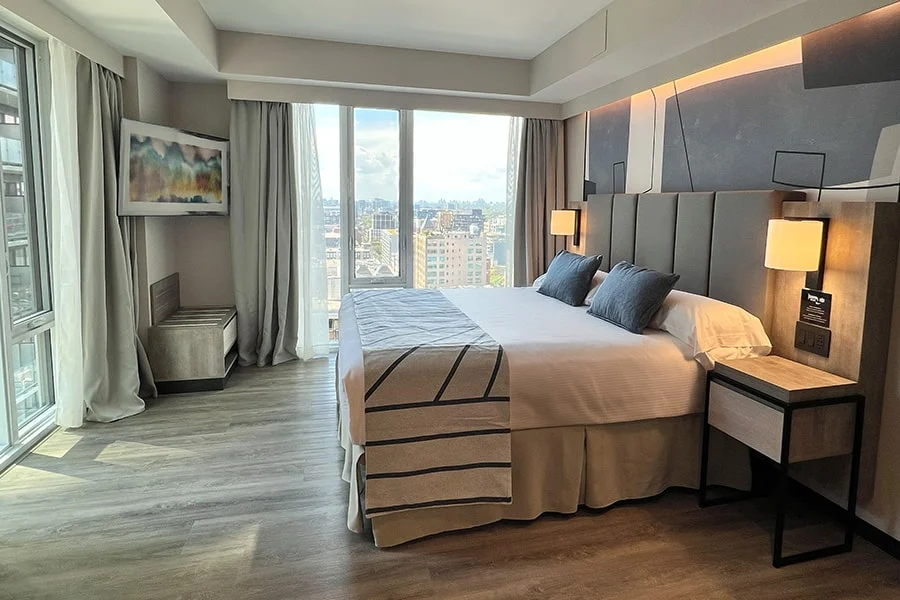 hotel riu plaza toronto