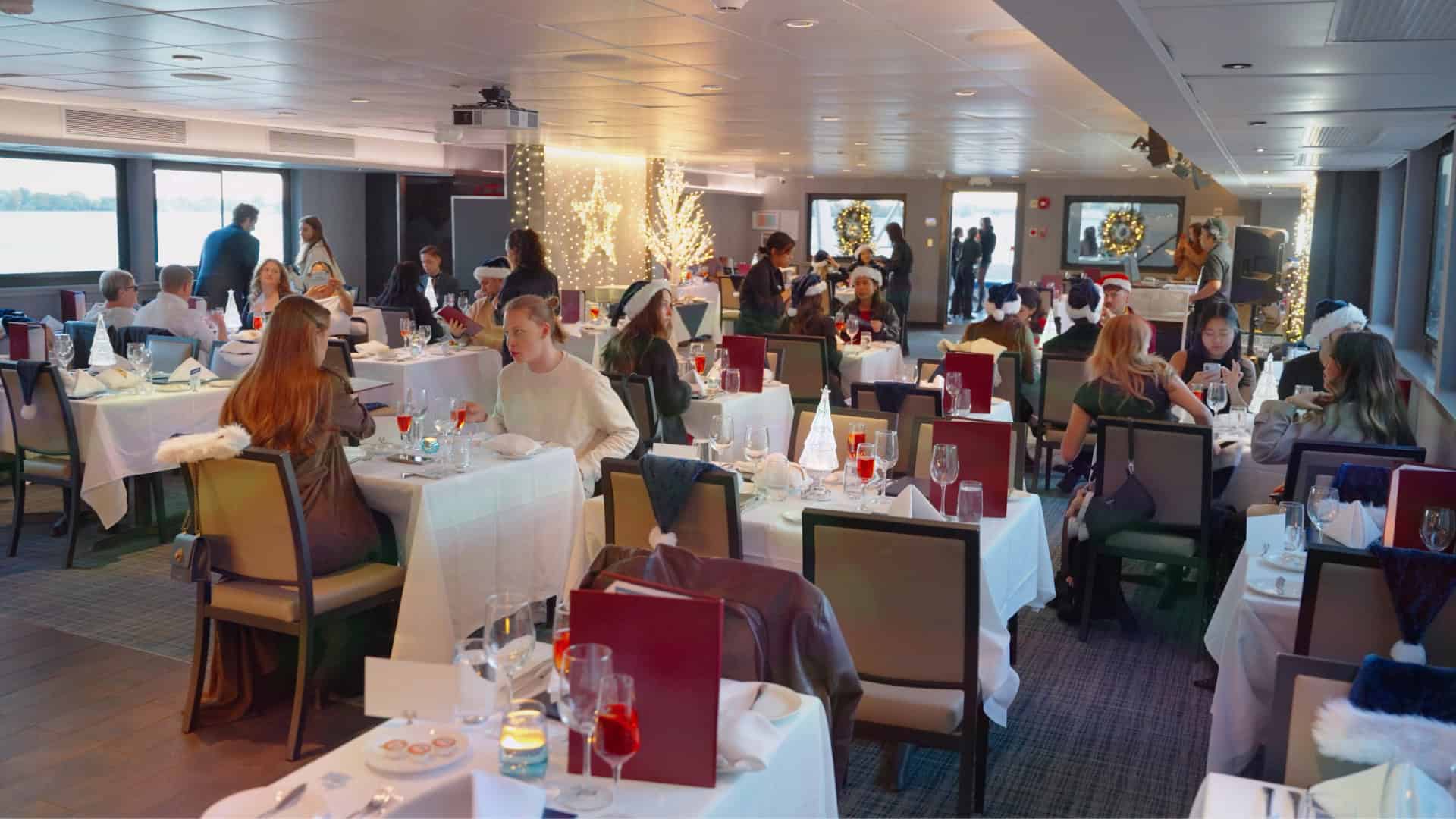 Holiday brunch and dinner cruise coming to Toronto 