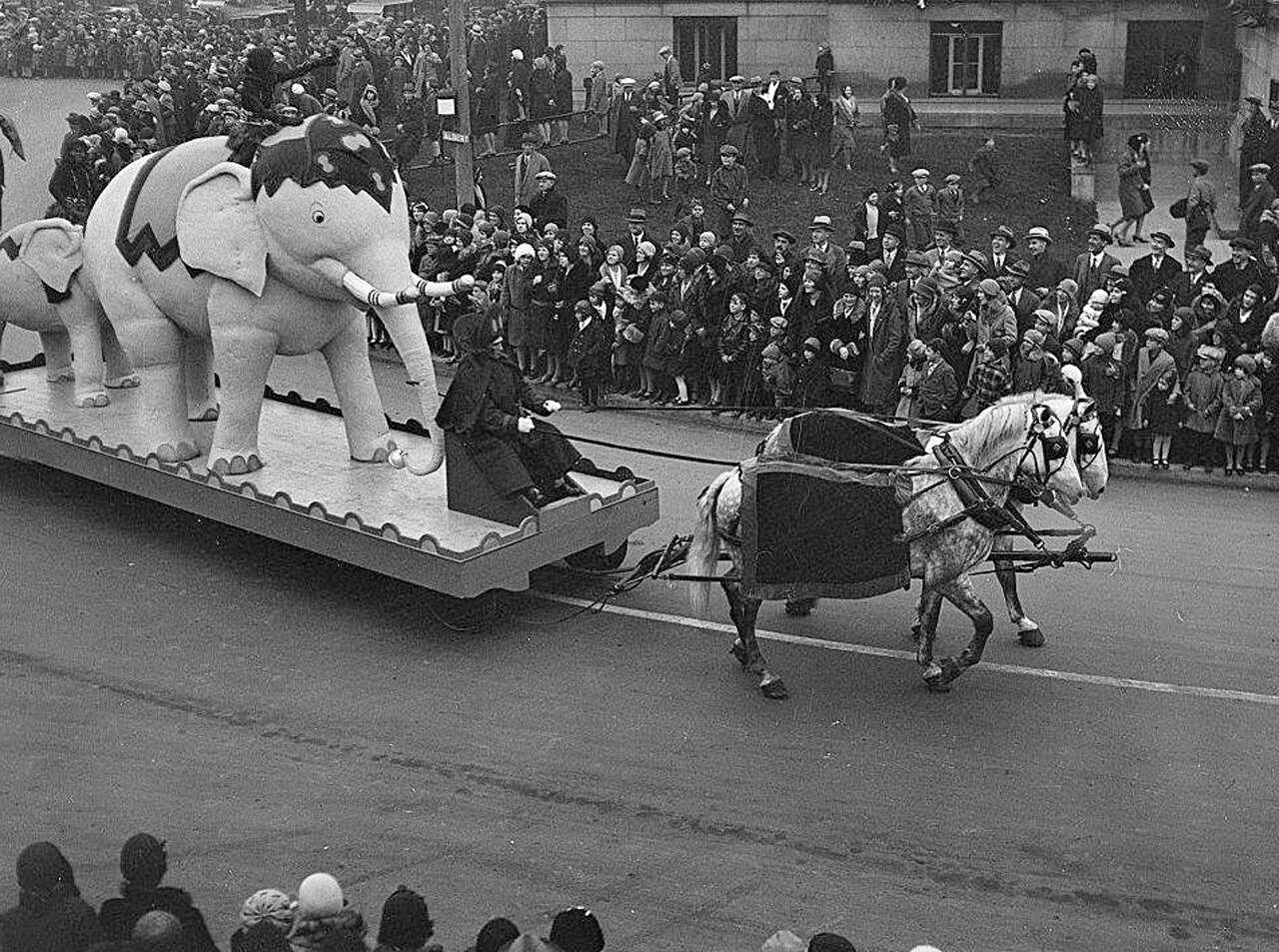 toronto santa claus parade history