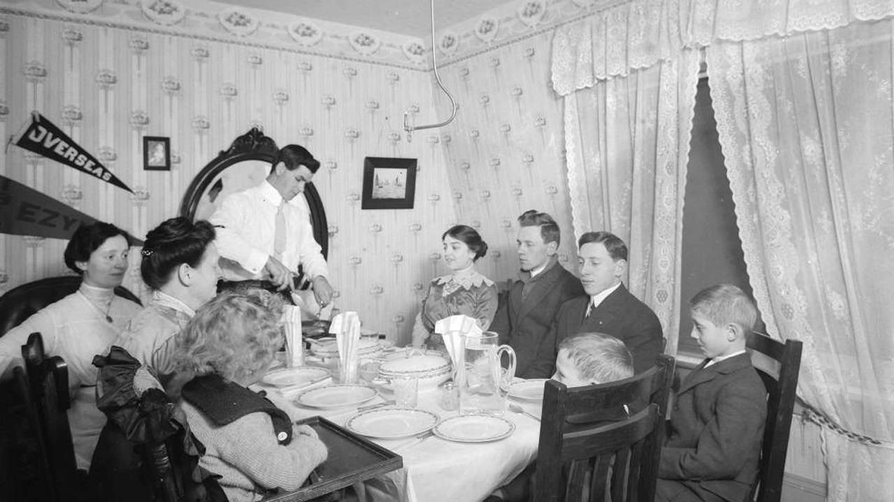 christmas toronto 100 years ago