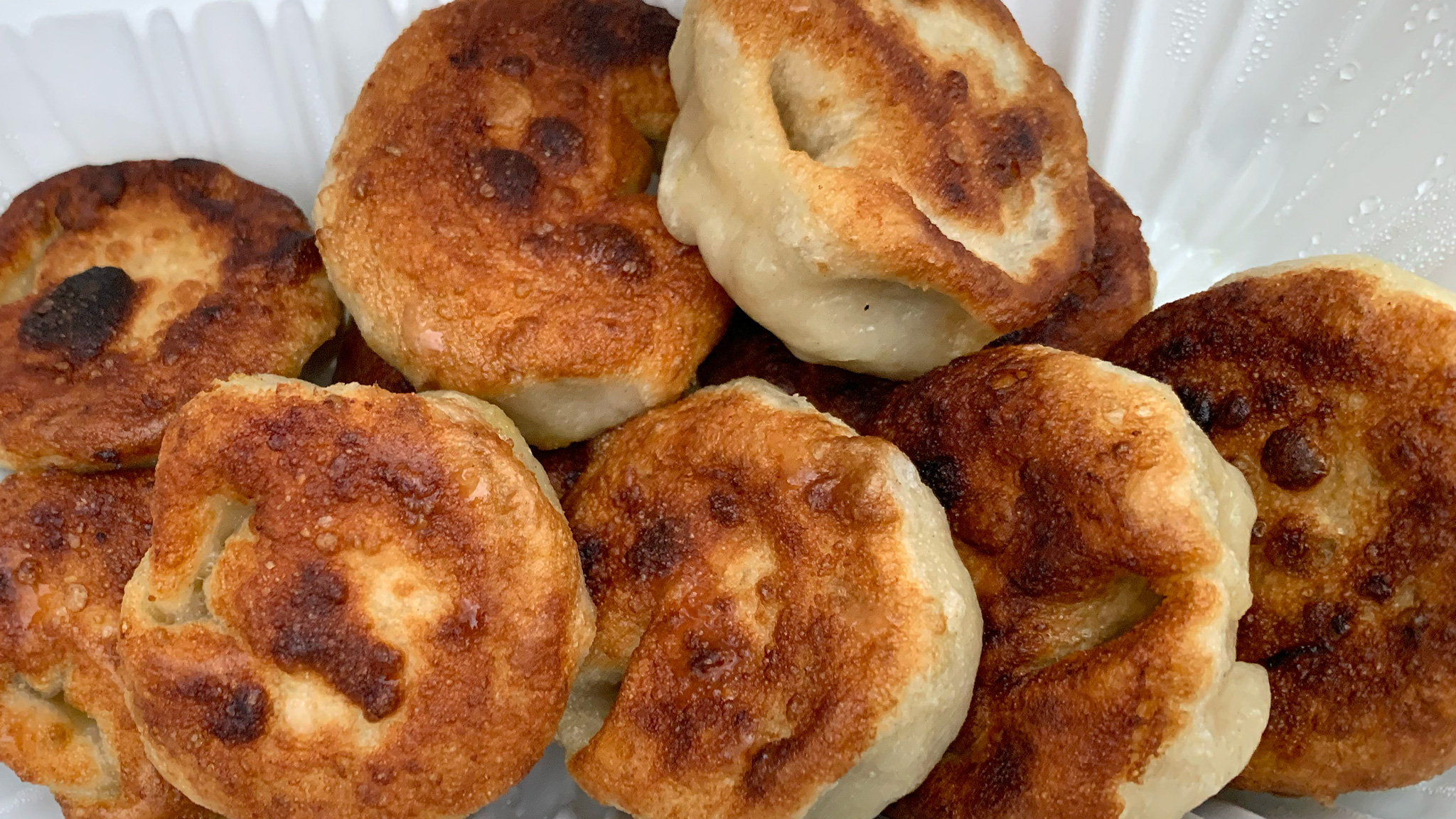 momos toronto little tibet