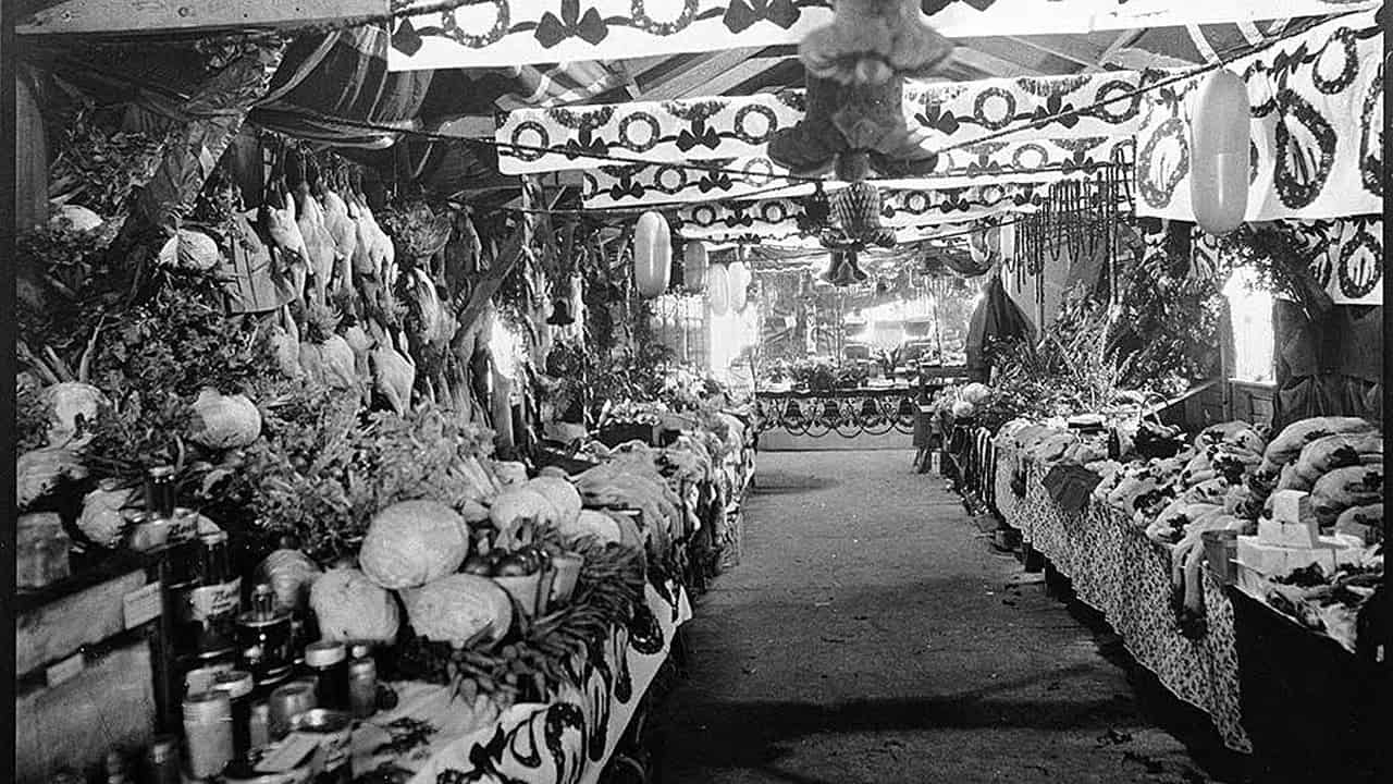 christmas toronto 100 years ago