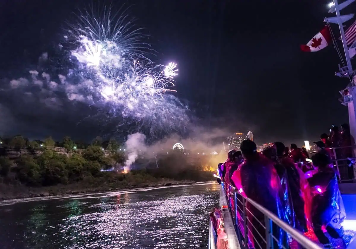 Fireworks cruises to return to these major Ontario tourist spots